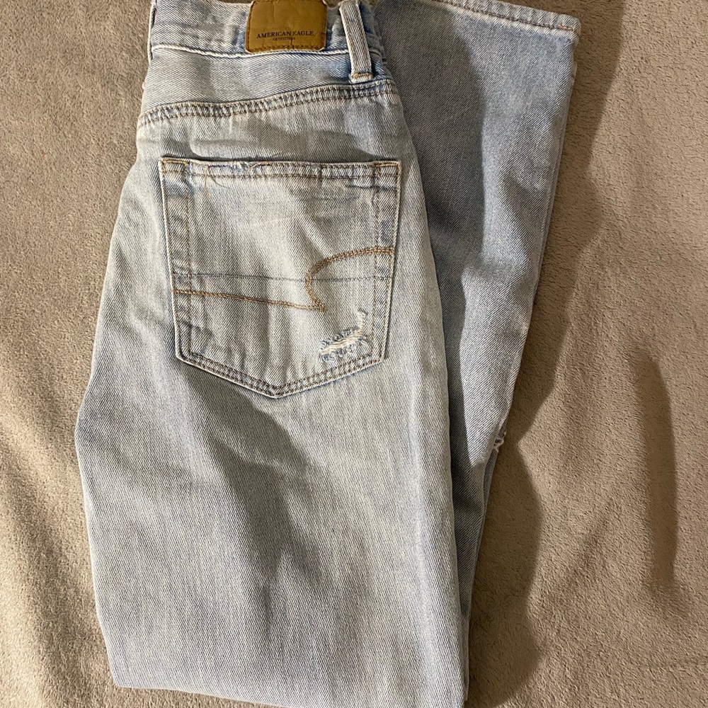 American Eagle Outfitters Women's Light Blue High Rise Jeans